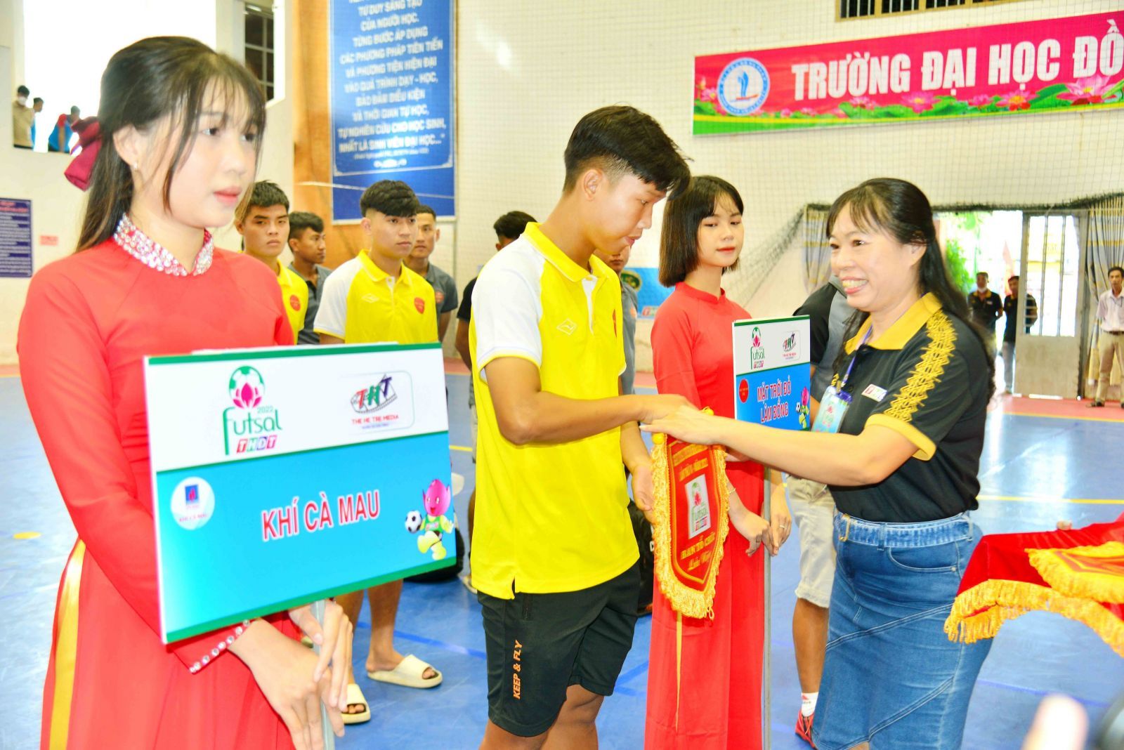 KEEPFLY tài trợ Giải Futsal Truyền hình Đồng Tháp