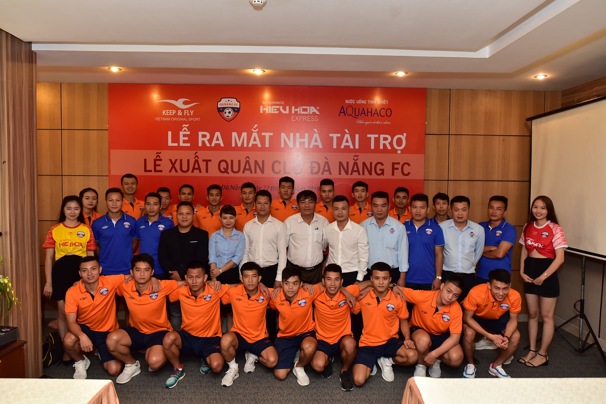 Tài trợ áo đá bóng CLB Futsal Đà Nẵng FC